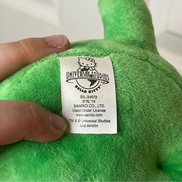 BNWT Universal Studios X Sanrio Hello Kitty Jurassic Park Dino Kitty Plush 10” - Picture 5 of 7